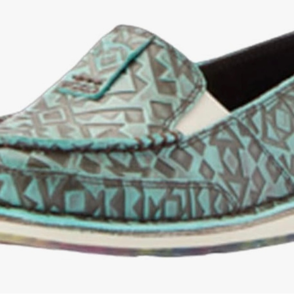 Turquoise Ariat Cruisers- Women’s size 9